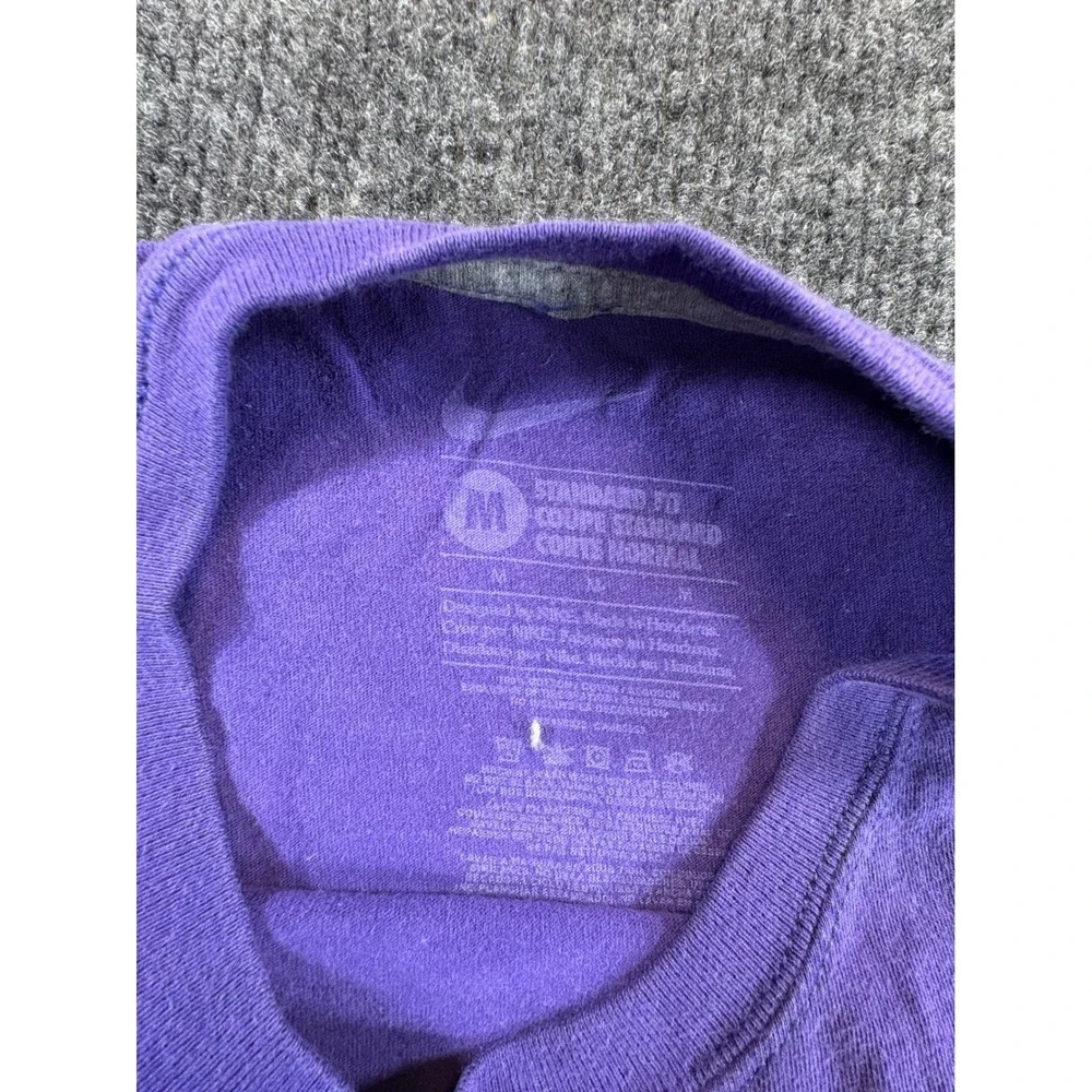 Nike UNA University of North Alabama Purple Graphic T-Shirt Mens Medium